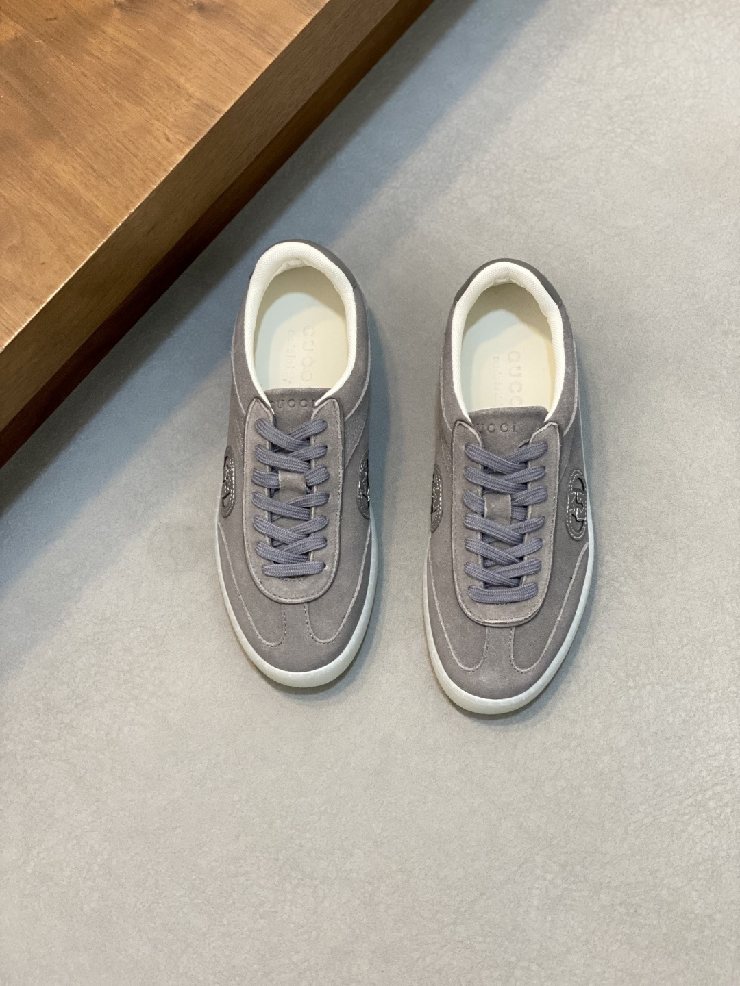 NO:341739,Gucc*~Gucc Low-top lace-up sneakers, ingenious fabrics, highlighting unique and interesting. Classic details such as GG printed embossed outsole, interlocking double G and 