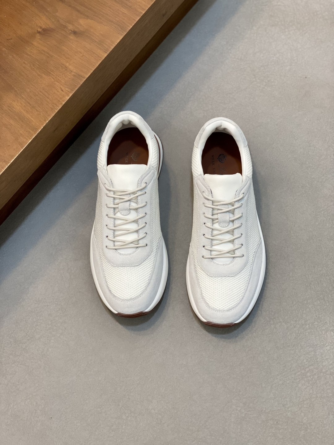 NO:357446,Loro Piana - Nou Piana classic casual shoes, men's lace-up casual shoes, sports shoes, high-quality light and comfortable fabrics, outdoor casual, young and energetic color matching, great with sportswear or casual suits!  Number of codes 39-44 (38, 45, 46, can be customized, loro piana, sneakers, business suit19860909Loro Piana —诺优翩雅 经典款休闲鞋,男士系带休闲鞋运动鞋,高品质轻便舒适面料,户外休闲均可,配色年轻又有活力,搭配运动装或休闲西装都超赞！ 码数39-44（38、45、46、可订做,,loro piana,sneakers,business suit,Men's shoes