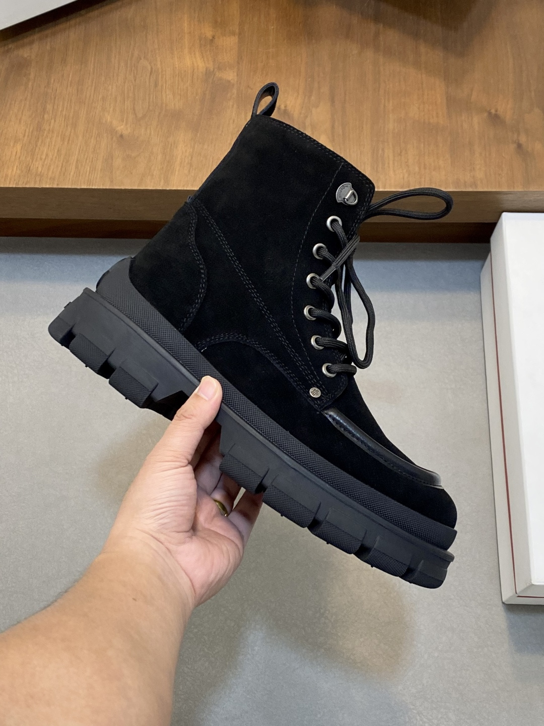 Moncler Style Leather Men's Shoes Men's Shoes Men's Shoes detail image 4 from source 783090