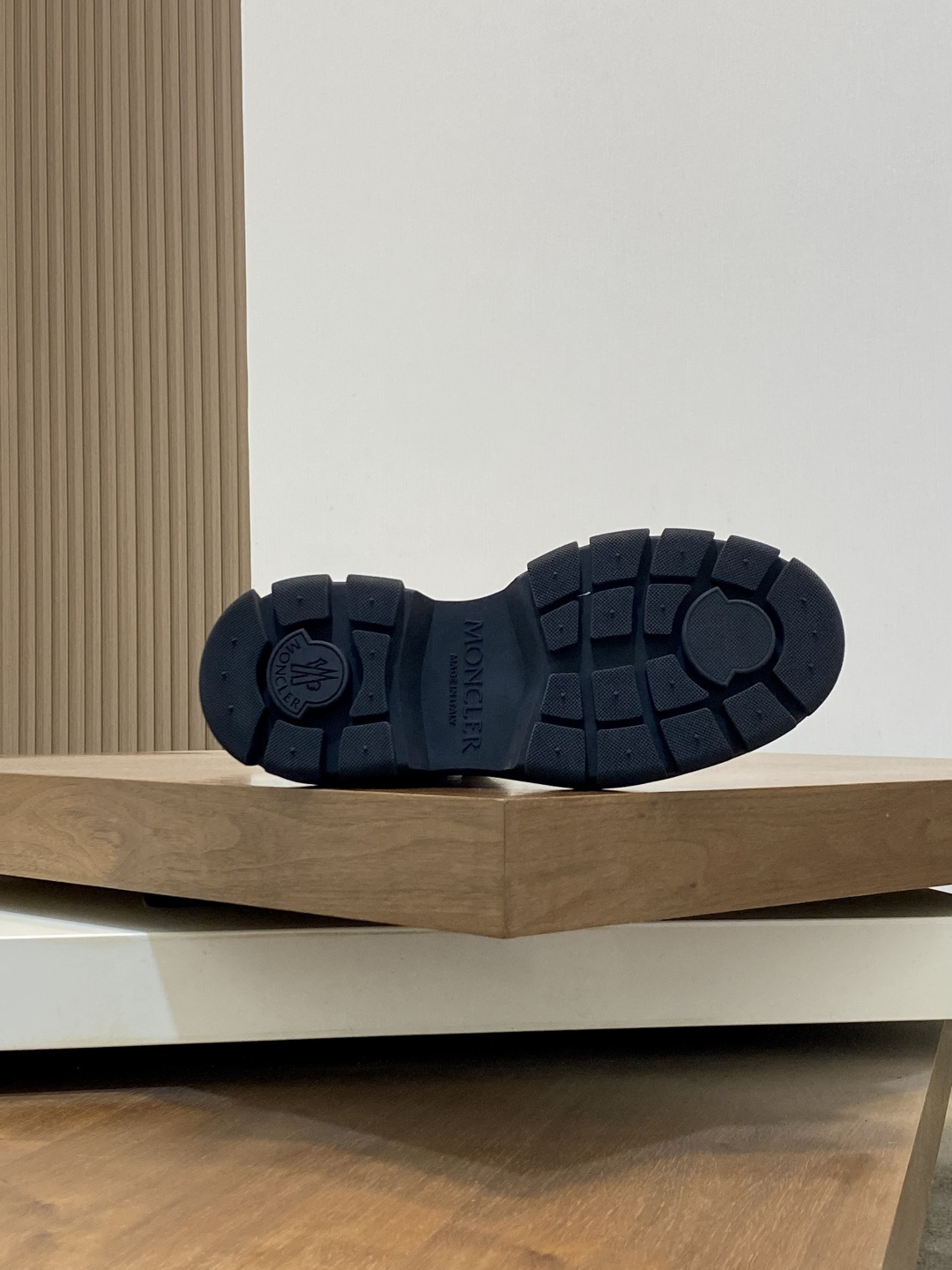 Moncler Style Leather Men's Shoes Men's Shoes Men's Shoes detail image 9 from source 783088