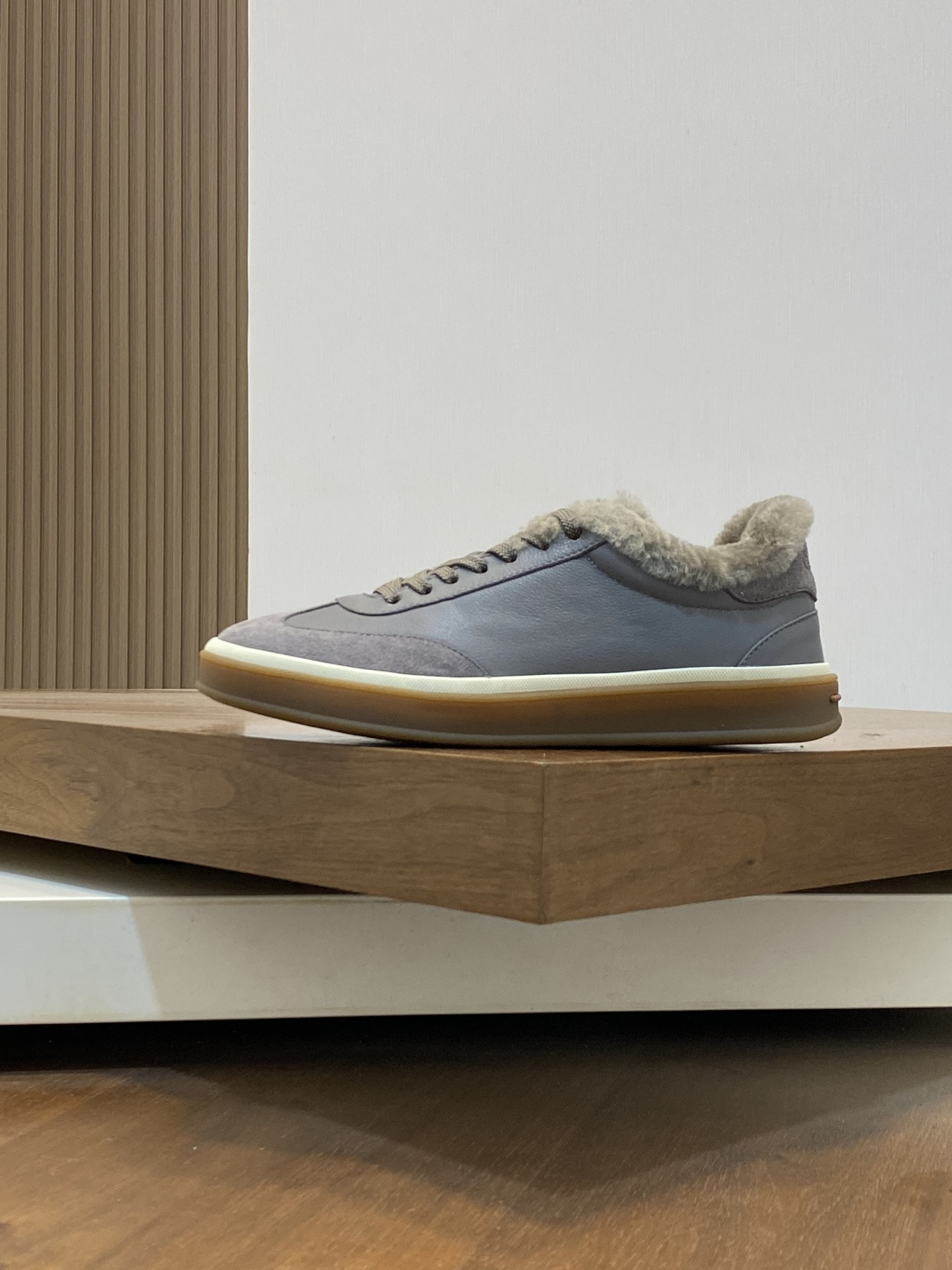 Loro Piana(男) Style Men's Shoes Lookbook Reference image 2