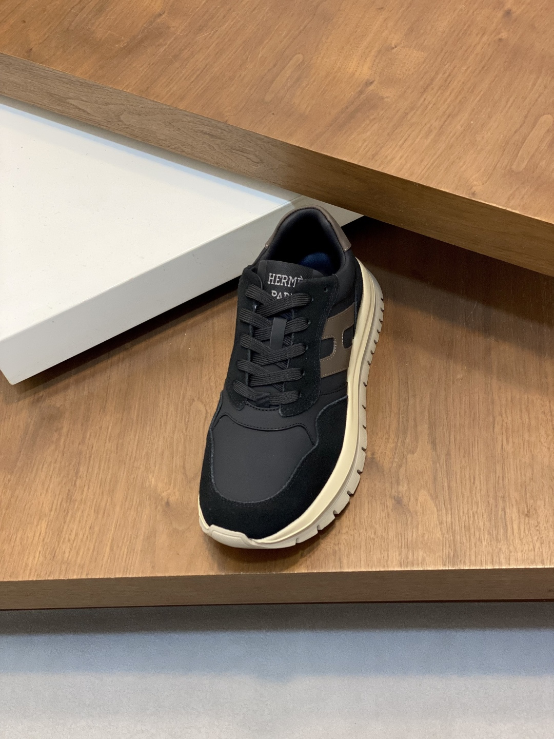 Moncler Style Men's Shoes Men's Shoes Men's Shoes detail image 6 from source 783108