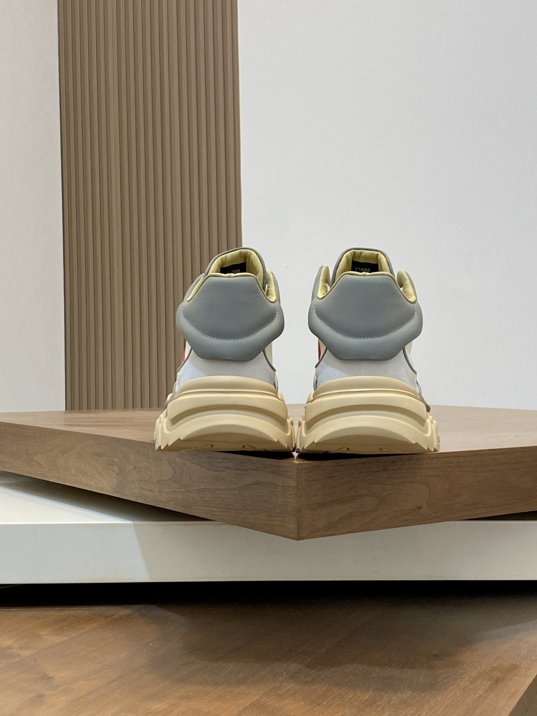 Moncler Style Men's Shoes Men's Shoes Men's Shoes detail image 8 from source 783101