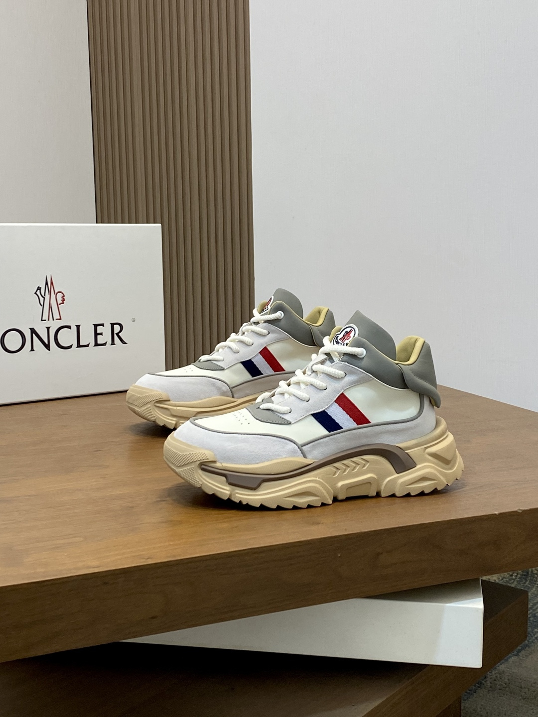 Moncler Style Men's Shoes Men's Shoes Men's Shoes detail image 3 from source 783101