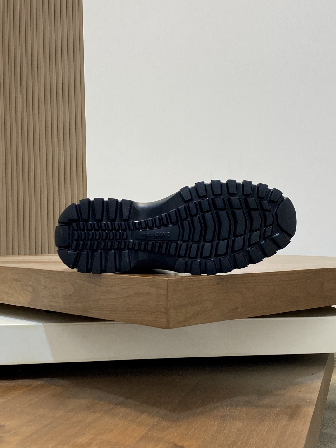 Ferragamo Style Leather Men's Shoes Men's Shoes Men's Shoes detail image 9 from source 783307