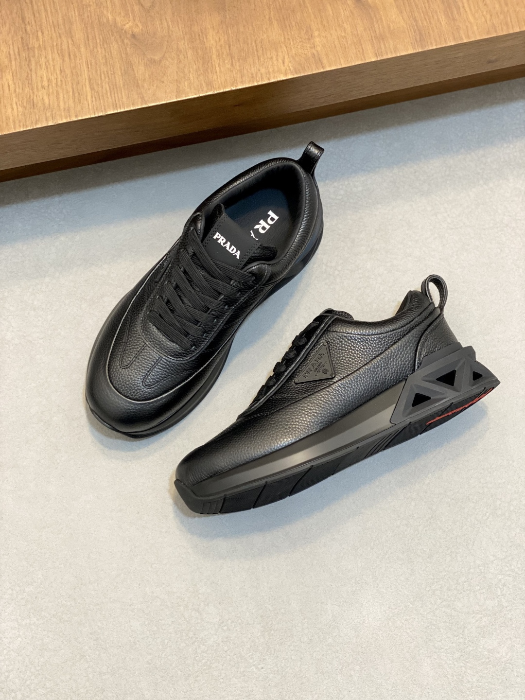 Prada Style Leather Men's Shoes Men's Shoes Men's Shoes detail image 5 from source 767209