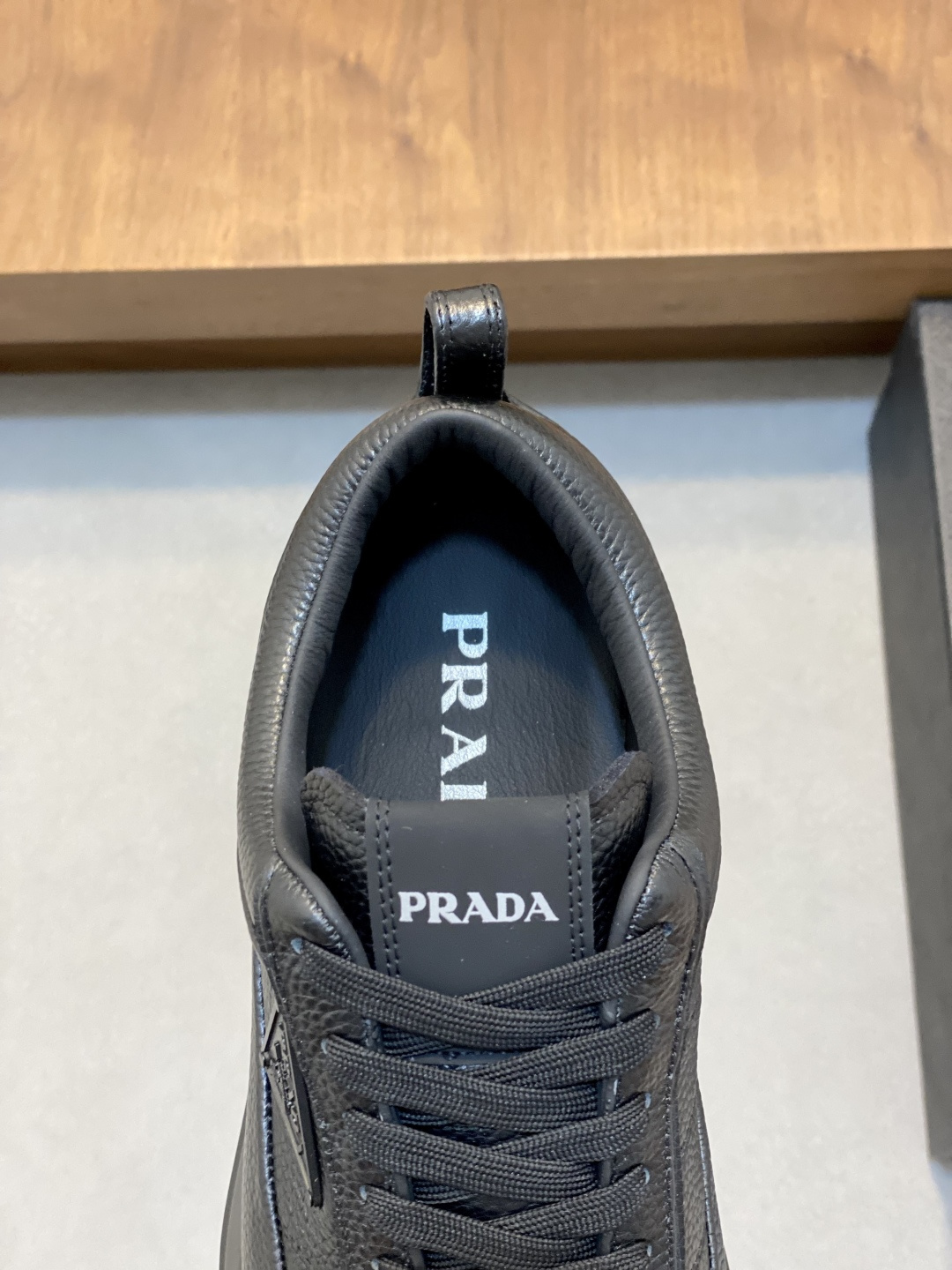 Prada Style Leather Men's Shoes Men's Shoes Men's Shoes detail image 7 from source 767209