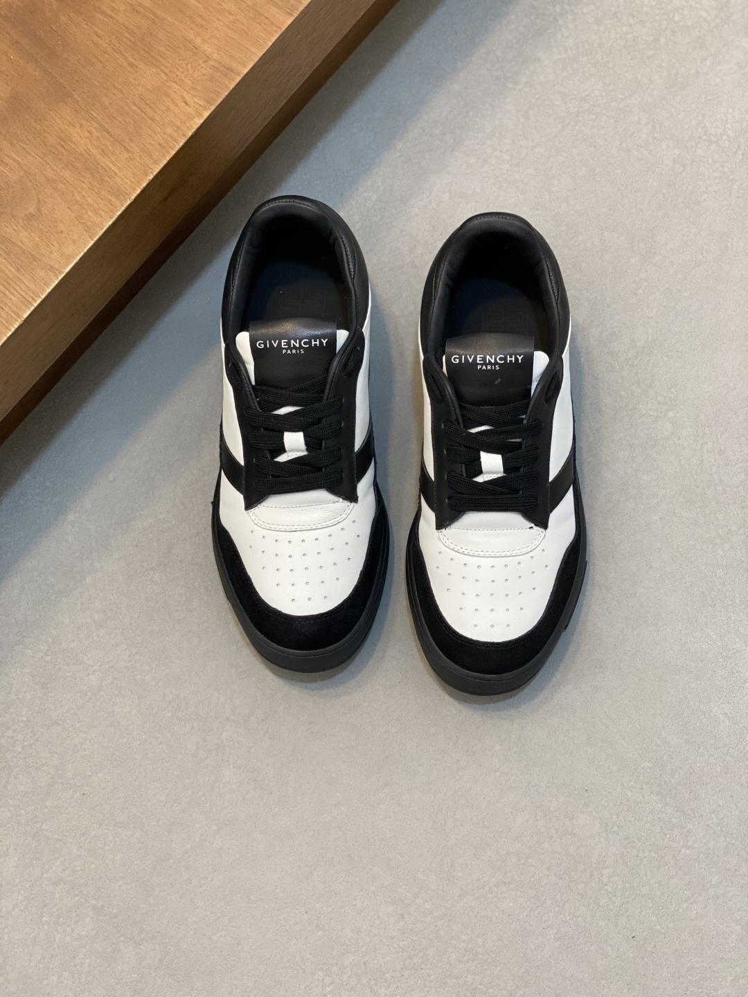 Мужские кроссовки Givenchy