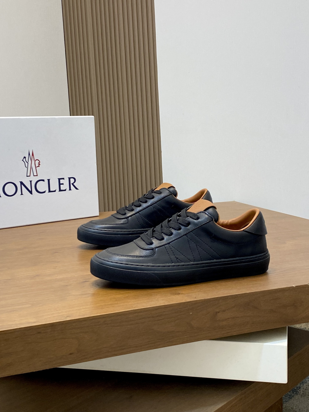 Мужские кроссовки Moncler