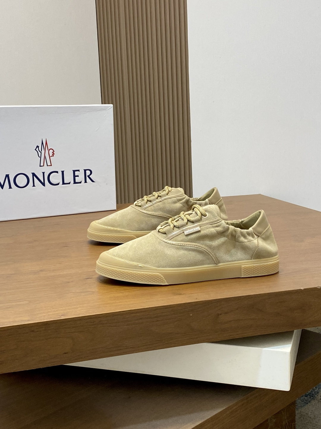 Moncler Style Men's Shoes Men's Shoes Men's Shoes detail image 3 from source 783229