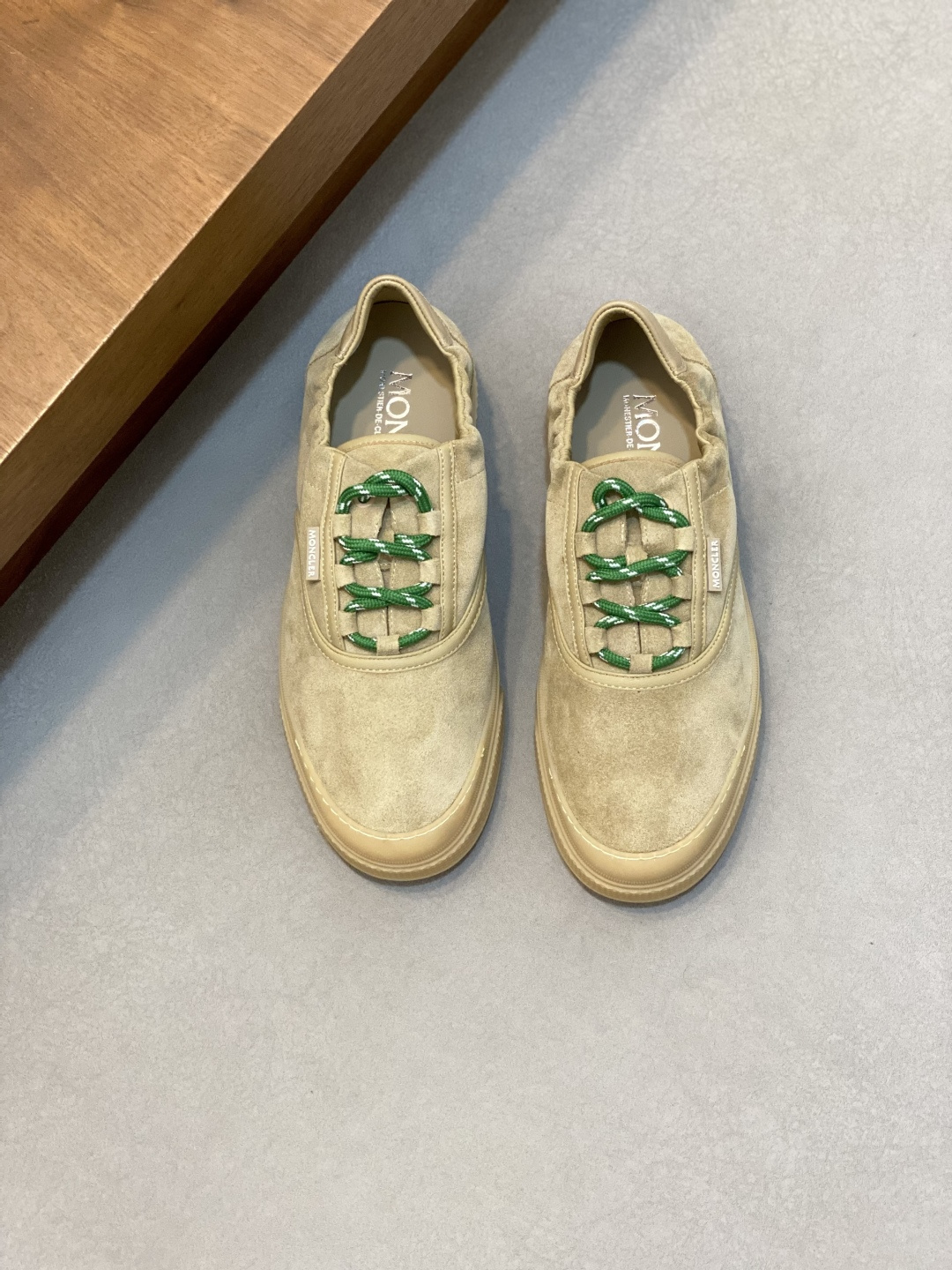 Moncler男 Style Men's Shoes Lookbook Reference image 1