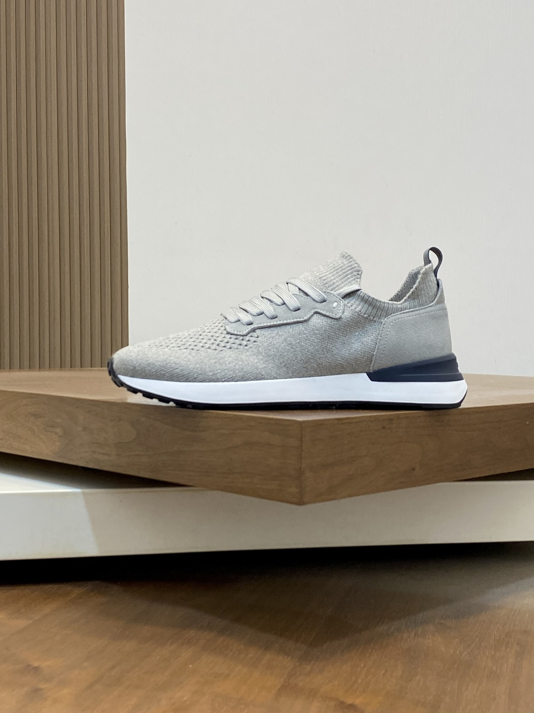 Мужские кроссовки с текстильным верхом Magnanni