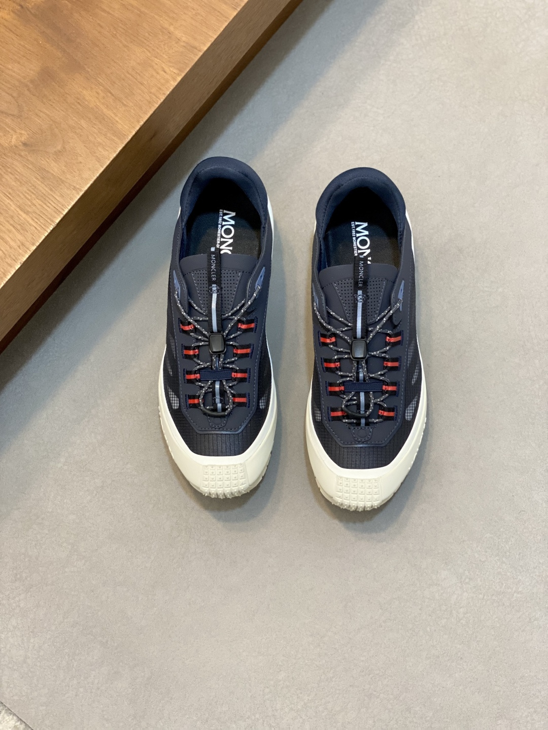 Мужские кроссовки Moncler