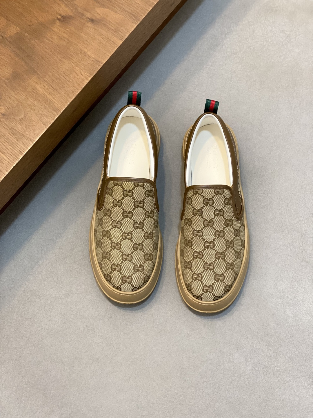 Мужские слипоны Gucci