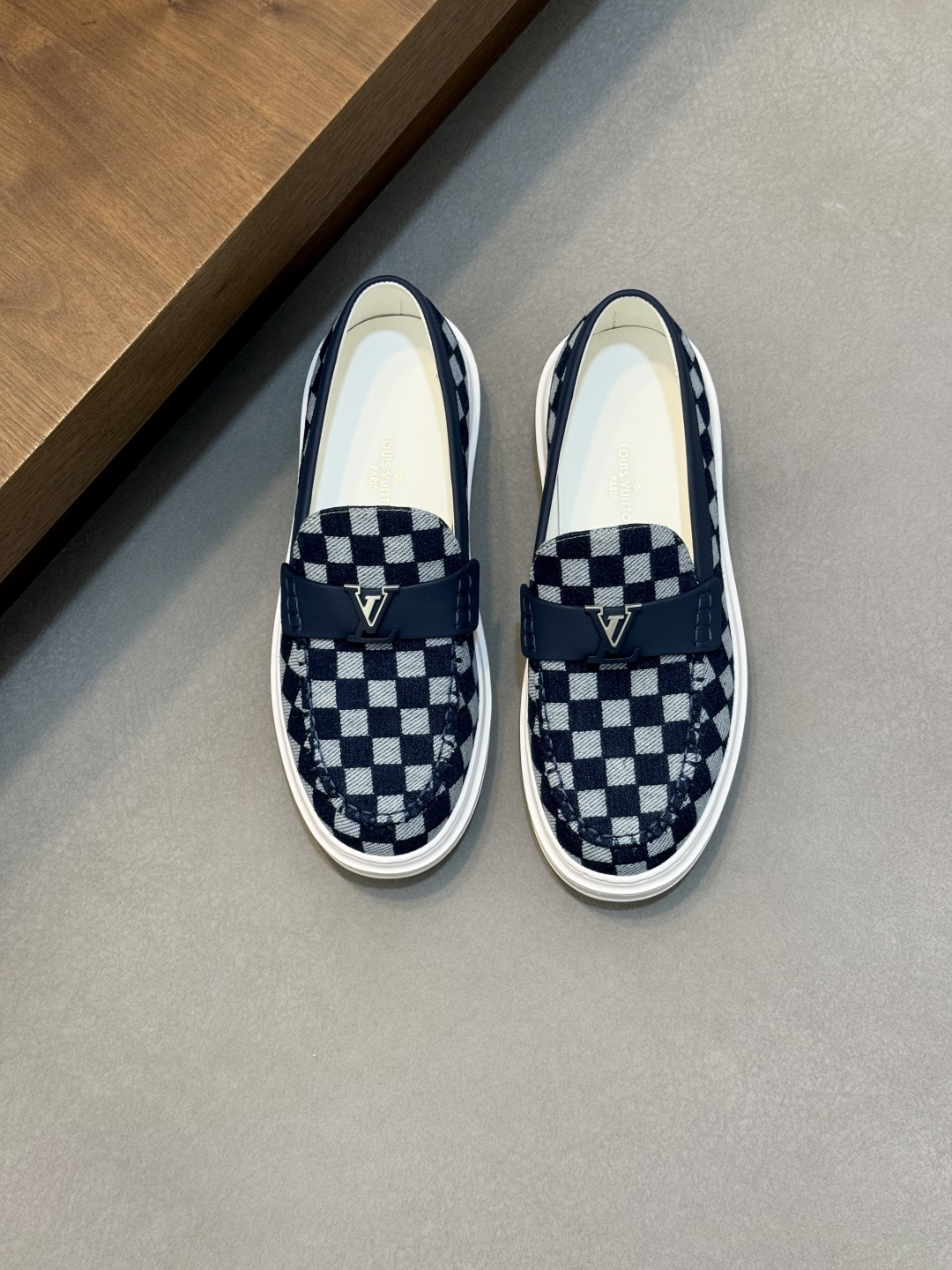 루이비통 신발 83908 Louis Vuitton Shoes