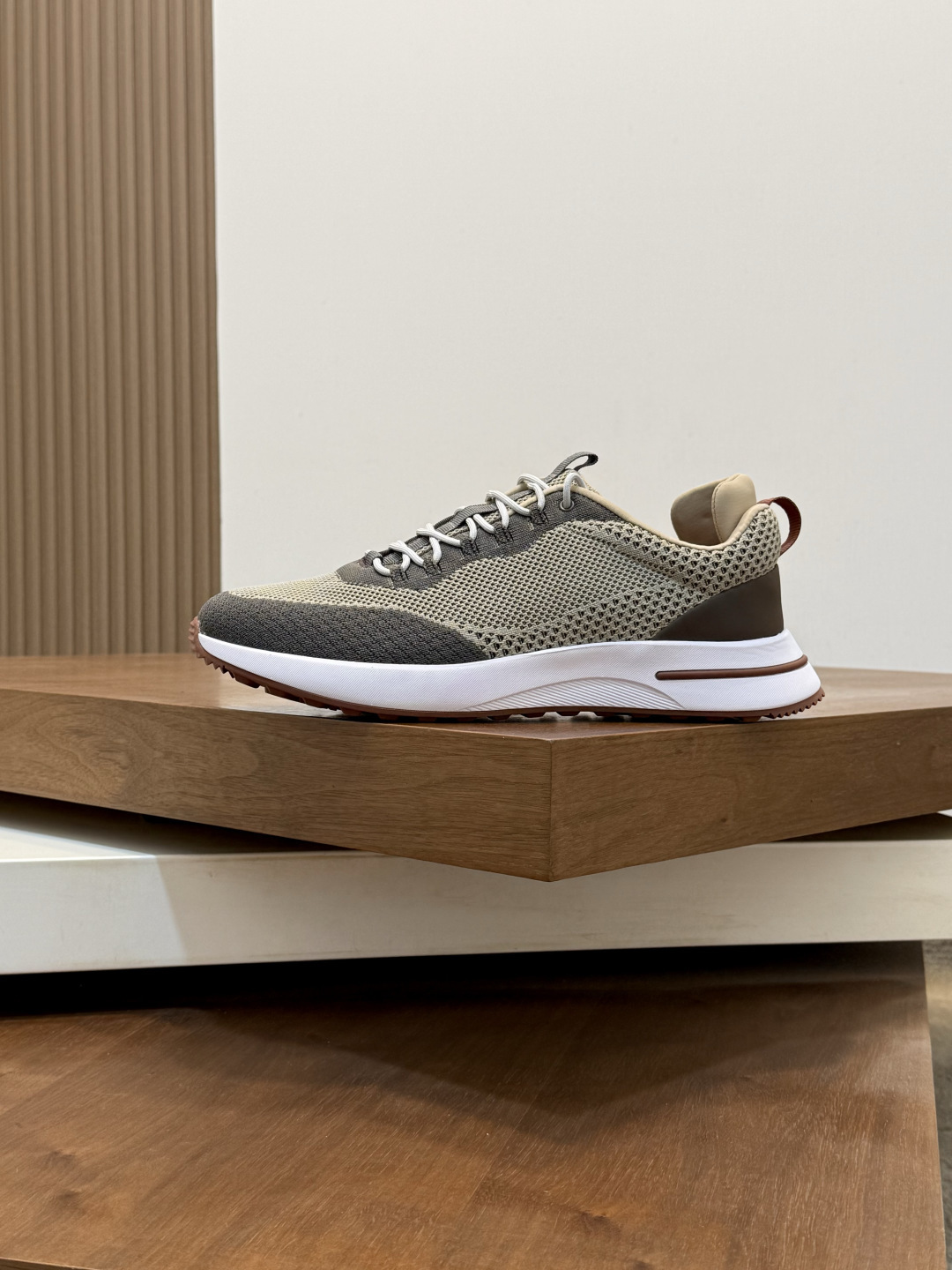 Мужские кроссовки Loro Piana Weekend Walk с защитой от влаги