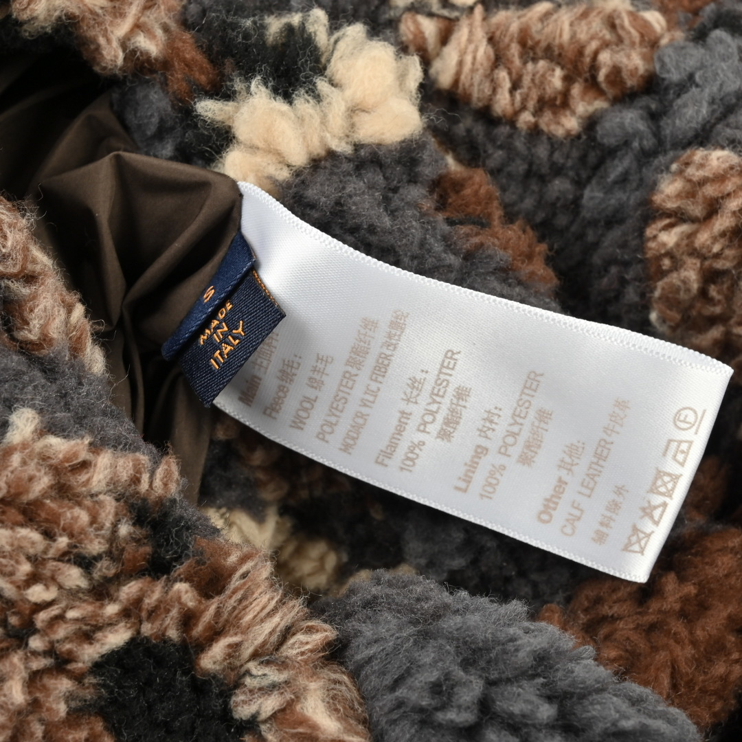 LouisVuitton/路易威登 25FwLV联名nigo泰迪摇粒绒双面穿外套