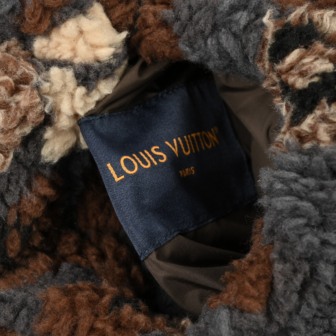 LouisVuitton/路易威登 25FwLV联名nigo泰迪摇粒绒双面穿外套
