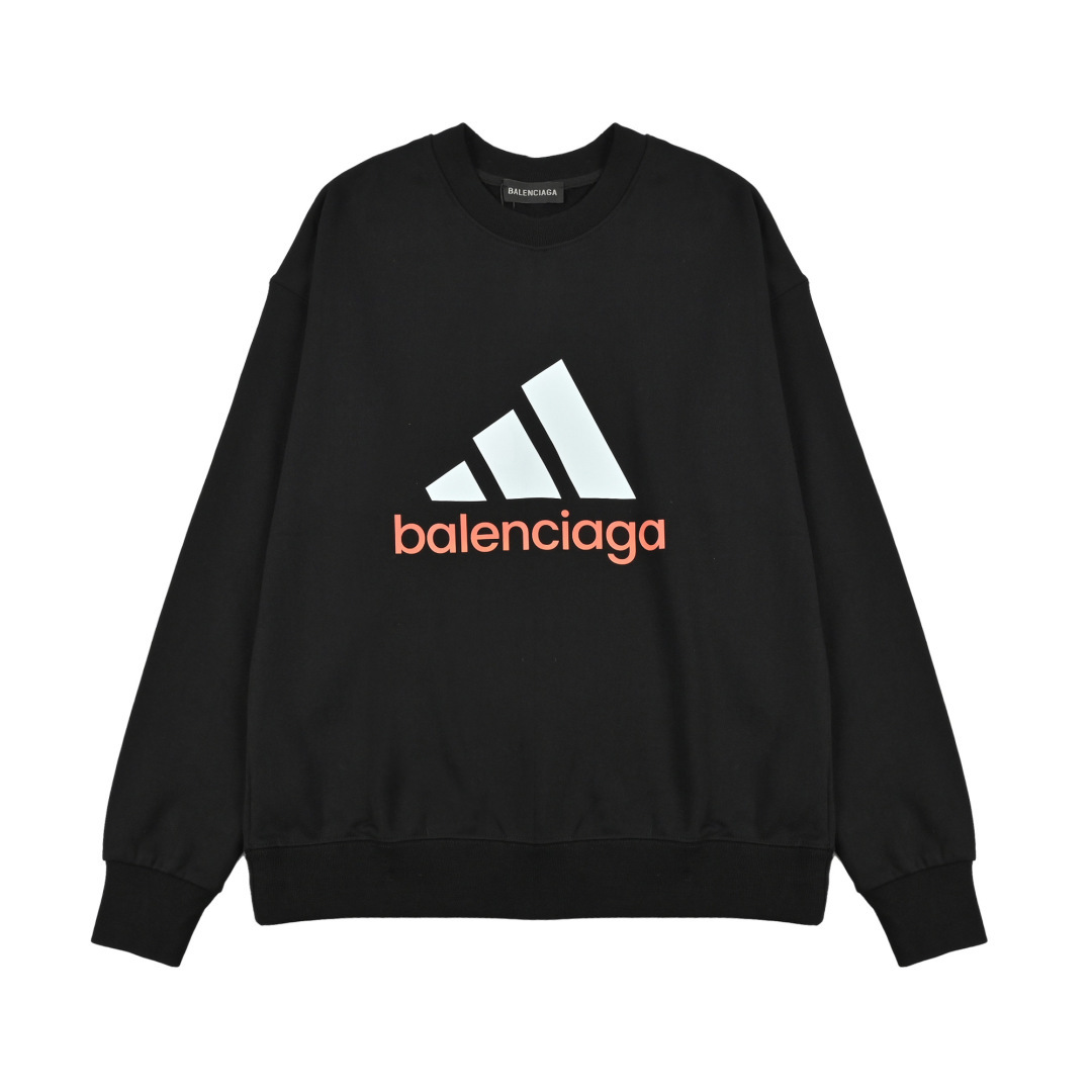 𝐁𝐚𝐥𝐞𝐧𝐜𝐢𝐚𝐠𝐚 /阿迪联名 联名款
本地自取💰𝟐𝟐𝟎
𝐒𝐢𝐳𝐞:𝐬 𝐦 𝐥 𝐱𝐥
🆕25FW秋冬新款圆领卫衣 面料客订精梳棉洗水后450克 定染螺纹 舒适透气 微宽松设计裁剪兼具个性时尚范儿 男女同款
轻奢主义 男女日常通勤穿搭必备单品 正确版本 欢迎对比
详细特征
· 面部无尘烧毛工艺 底部吸毛 环保活性染
· 双针车线跨缝工艺
· 原版主唛水洗吊牌防潮纸包装