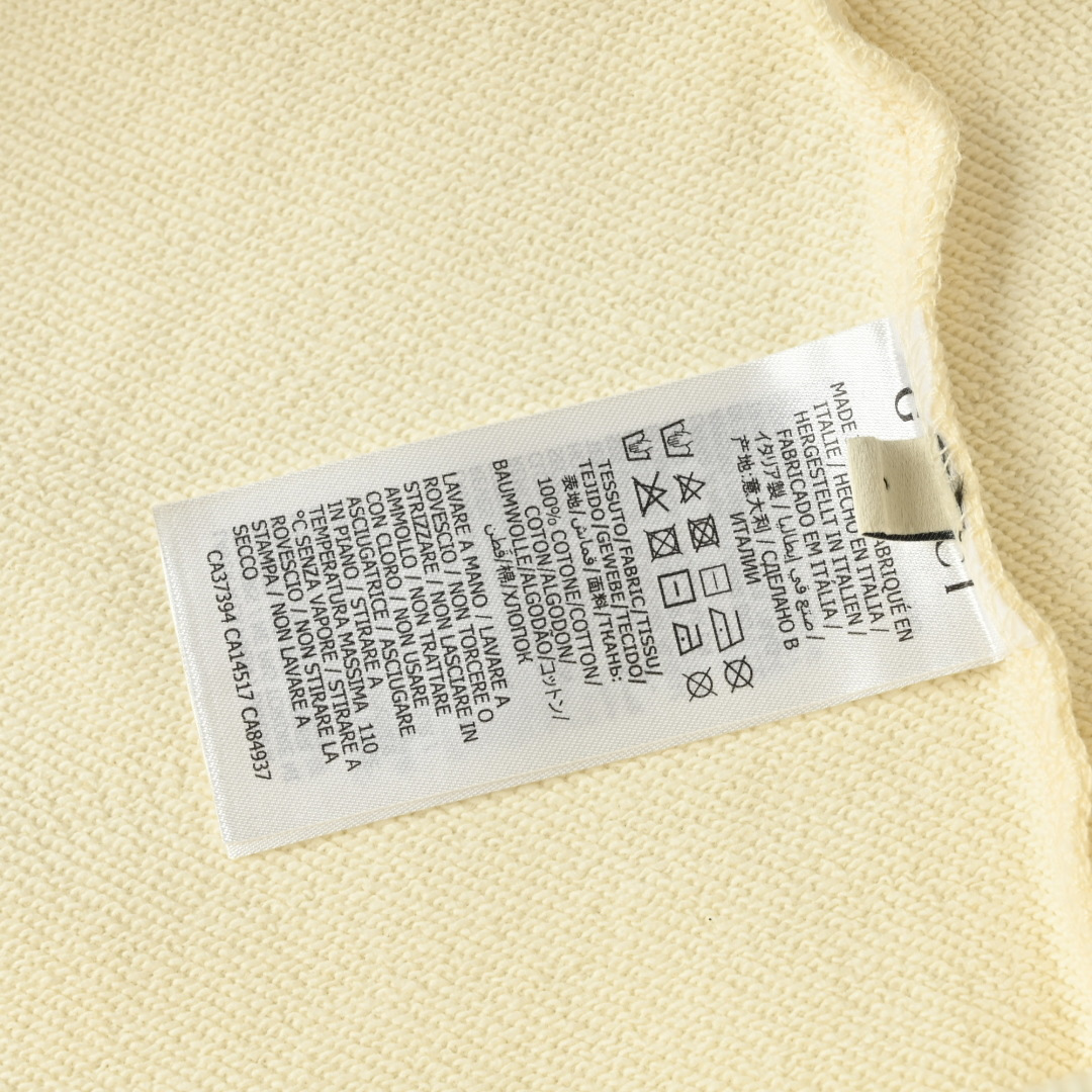 系绳小狗卫衣 Gucci新品 秋冬系列高克重卫衣-Chinese UA Cheap High Quatity Brand Clothes Bags handbags Sneakers wholesale wholesaler seller from China Factory suppliers Fashion Clothing Shoes best Quality Beautiful Price 系绳小狗卫衣 Gucci新品 秋冬系列高克重卫衣