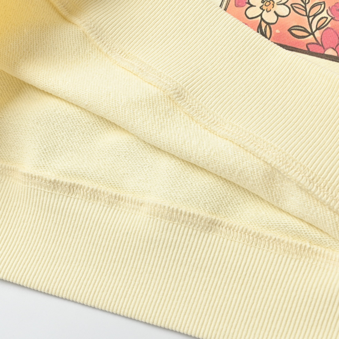碎花印花卫衣 Gucci新品 秋冬系列高克重卫衣-Chinese UA Cheap High Quatity Brand Clothes Bags handbags Sneakers wholesale wholesaler seller from China Factory suppliers Fashion Clothing Shoes best Quality Beautiful Price 碎花印花卫衣 Gucci新品 秋冬系列高克重卫衣