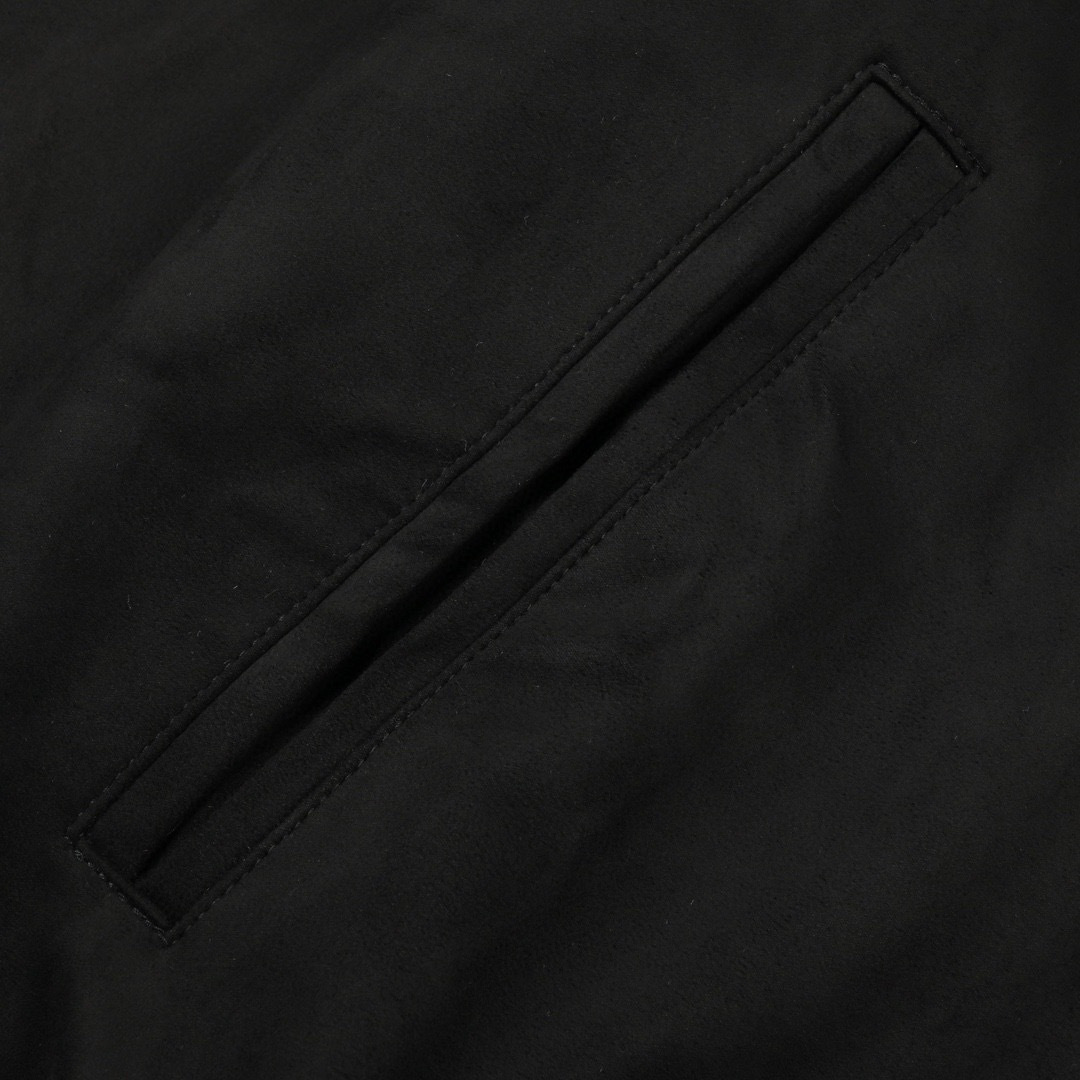 现货 1v 24FW 四叶草钻饰麂皮棒球服