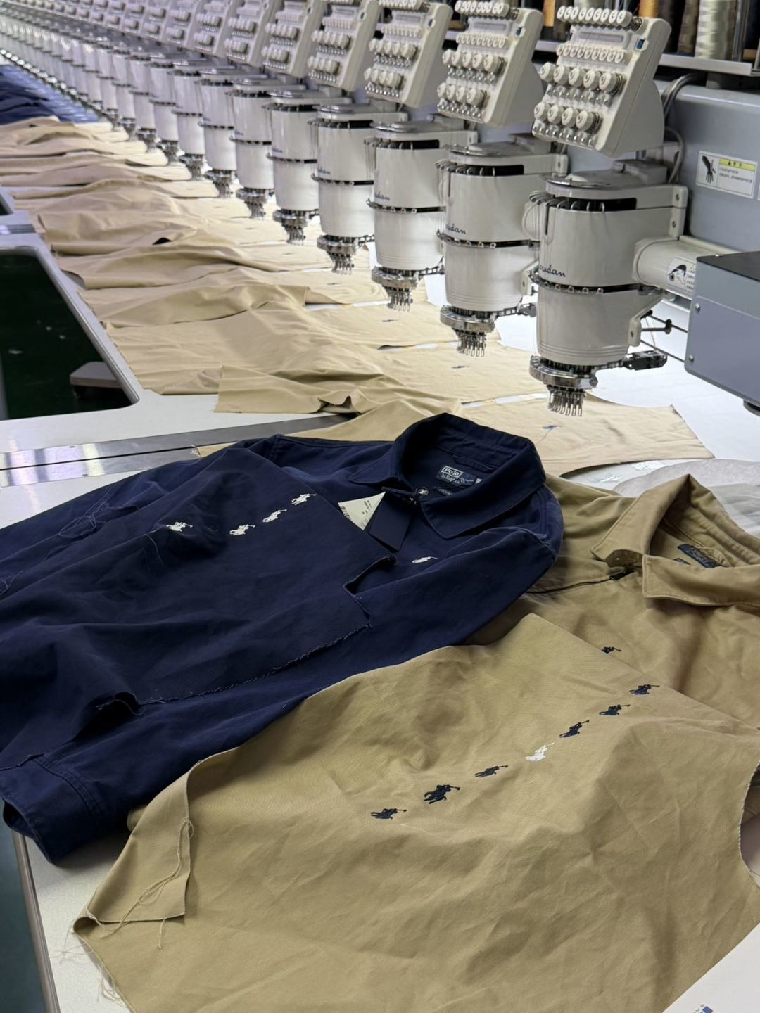 RalphLauren拉夫劳伦夹克刺绣小马老钱风外套藏青色卡其色-Chinese UA Cheap High Quatity Brand Clothes Bags handbags Sneakers wholesale wholesaler seller from China Factory suppliers Fashion Clothing Shoes best Quality Beautiful Price RalphLauren拉夫劳伦夹克刺绣小马老钱风外套藏青色卡其色