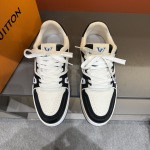 P370 Kod 38-45 Rodzina Donkey Nowy kolor Trener LV Buty sportowe Soft Grenained Cielzek, pokazujący czysty kolor, tylna retrospektywna marka identyfikacyjna nr 54 urodziła się w 1854 roku. LV LOUIS VUITTON Treaker Sneaker Niski swobodny sport 1 P370 Kod 38-45 Rodzina Donkey Nowy kolor Trener LV Buty sportowe Soft Grenained Cielzek, pokazujący czysty kolor, tylna retrospektywna marka identyfikacyjna nr 54 urodziła się w 1854 roku. LV LOUIS VUITTON Treaker Sneaker Niski swobodny sport