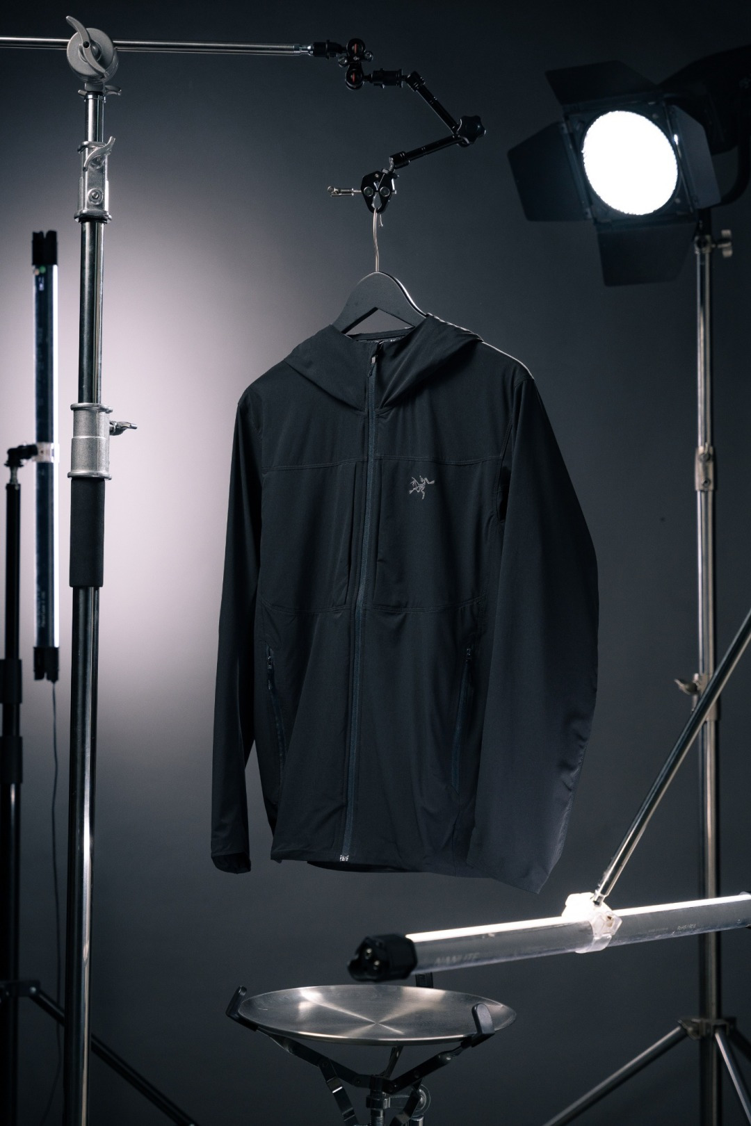 Arcteryx始祖鸟 GAMMA LIGHTWEIGHT 纯色连帽软壳轻薄轻量透气户外夹克外套