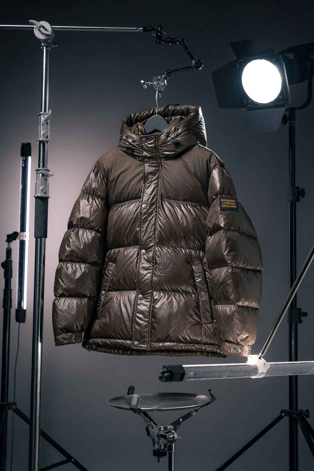 Burberry/博柏利巴宝莉撞色胶条字母Logo徽标连帽羽绒服