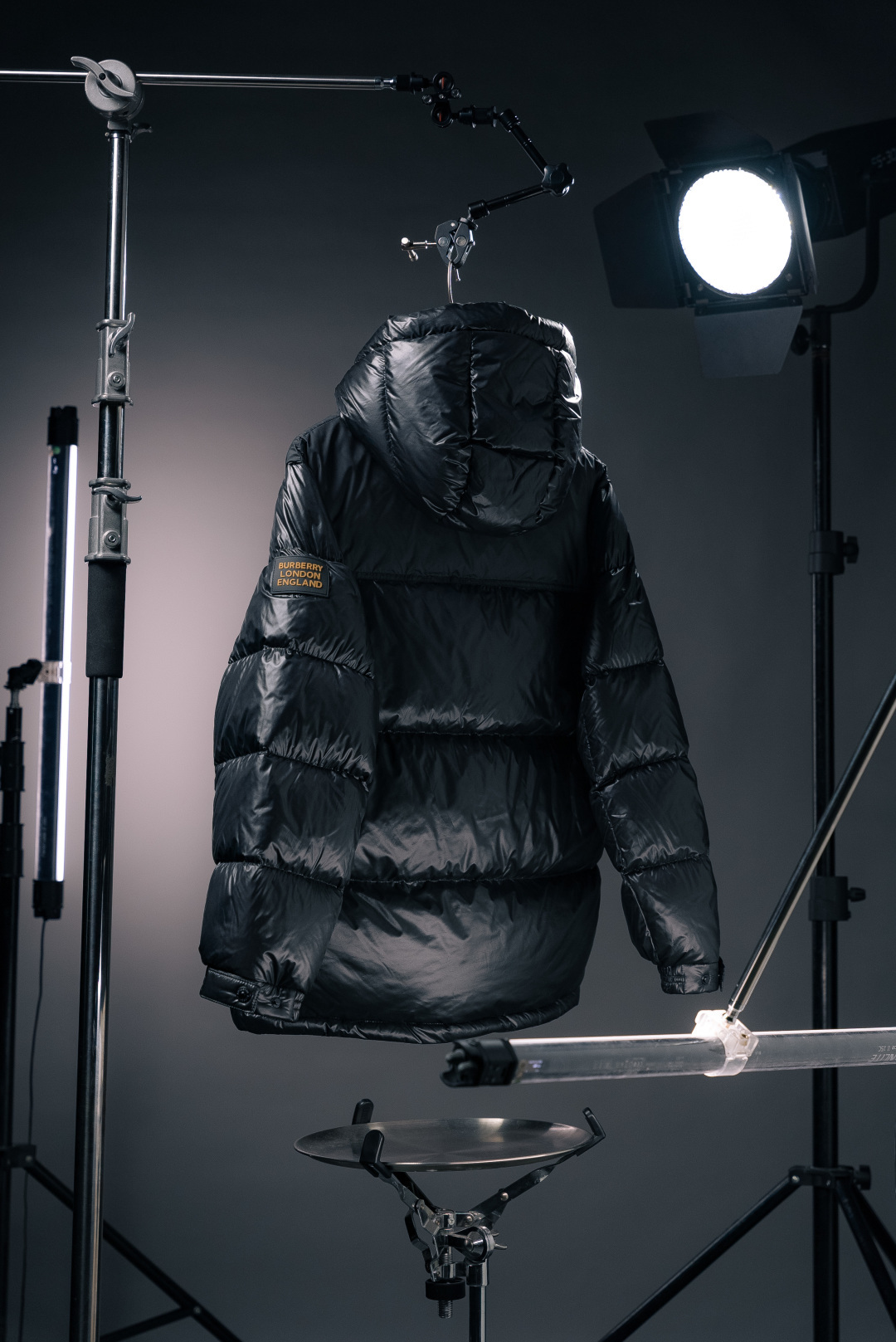 Burberry/博柏利巴宝莉撞色胶条字母Logo徽标连帽羽绒服
