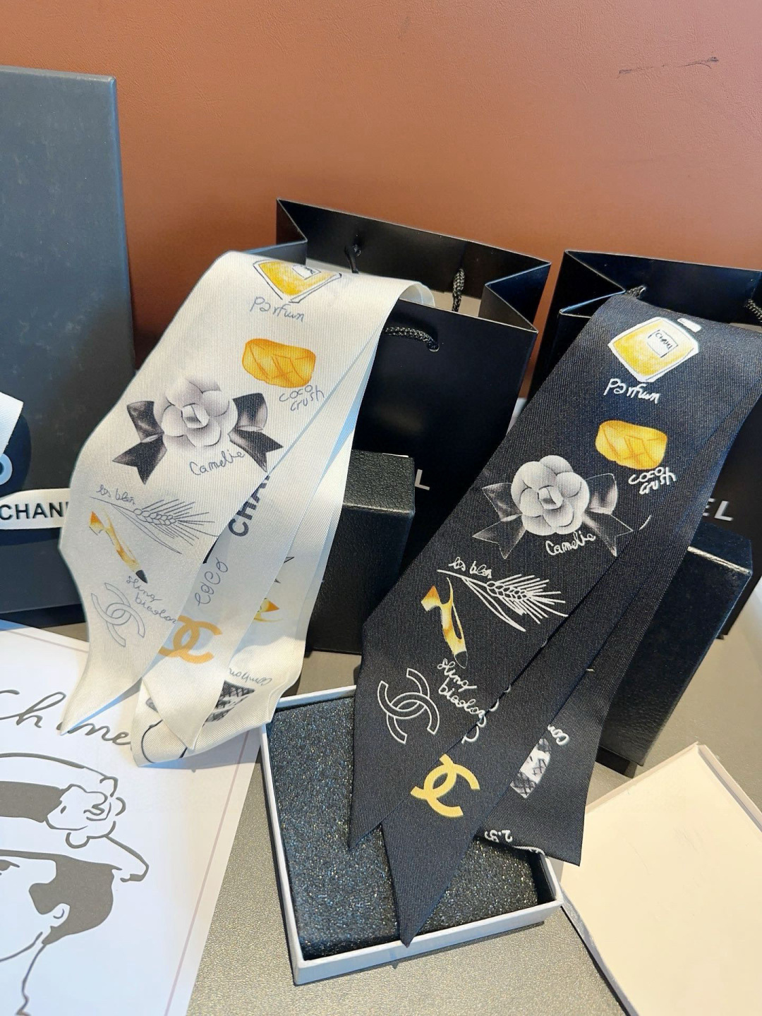 [Chanel Small Ribbons]Chanel
