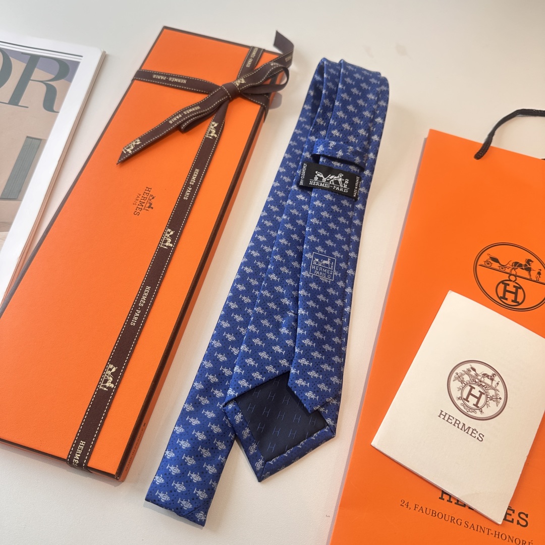 💰85爱马仕动物系列 男士新款领带 👔👔，让男士可以充分展示自己个性。100%顶级斜纹真丝手工定制‼