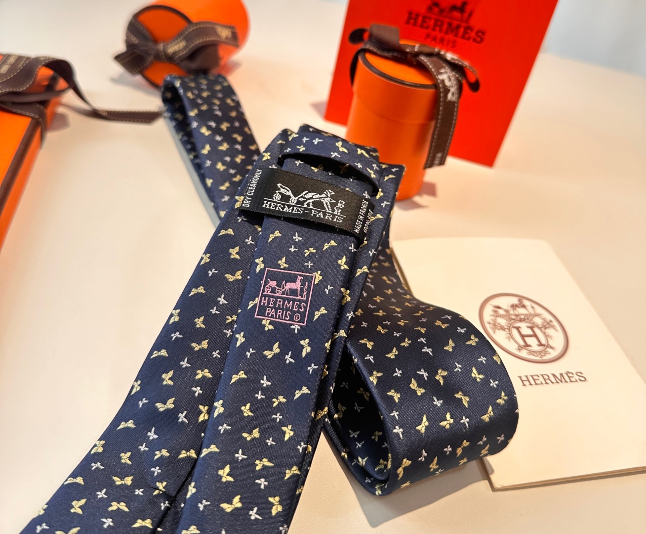 💰85爱马仕动物系列 男士新款领带 👔👔，让男士可以充分展示自己个性。100%顶级斜纹真丝手工定制‼
