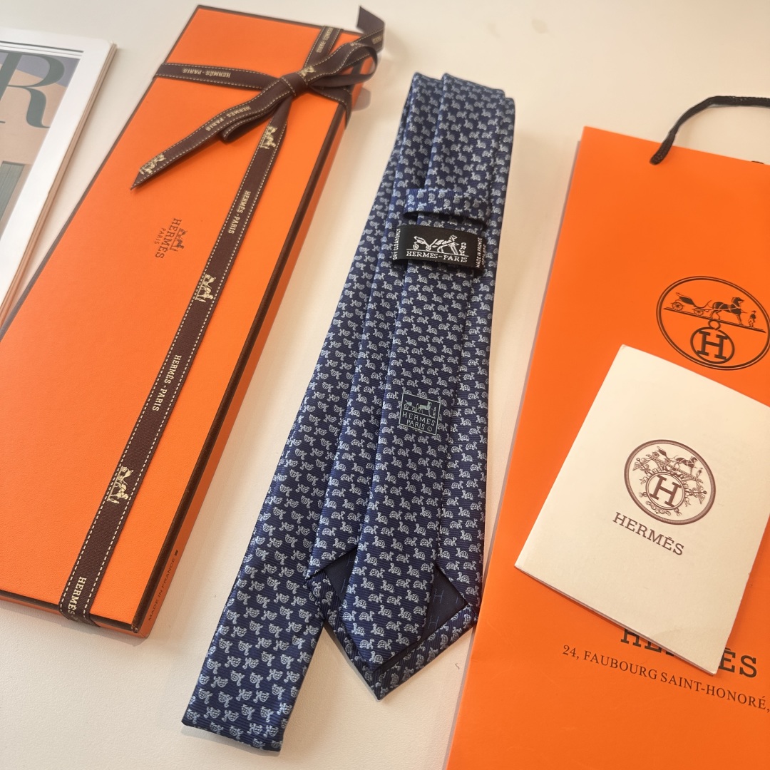 💰85爱马仕动物系列 男士新款领带 👔👔，让男士可以充分展示自己个性。100%顶级斜纹真丝手工定制‼