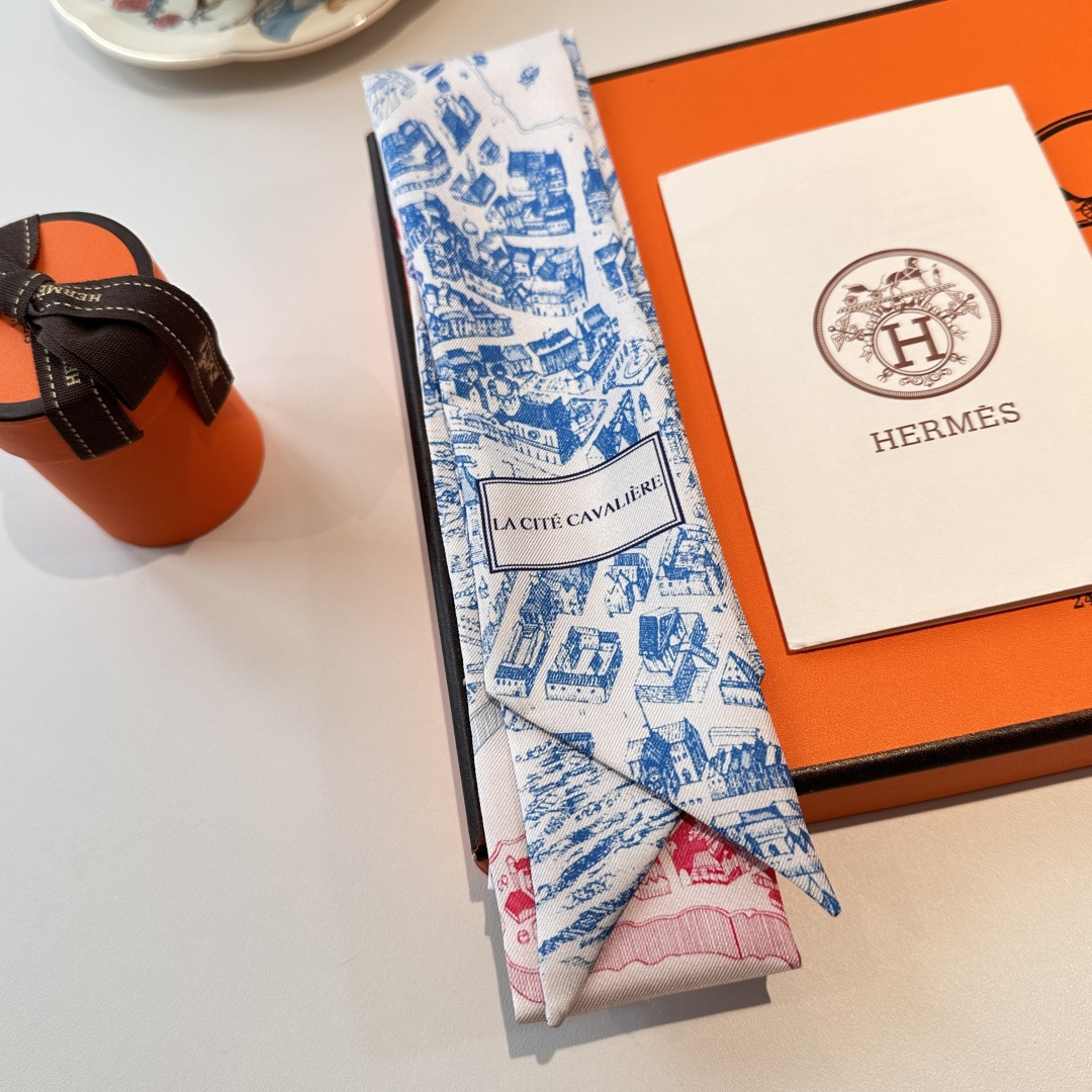 NO:379109,H Home New Silk Scarf, Heavy Silk Twill, Hermes Hairband Double-sided Double-style!  The top twill silk is made of super fine prints. It is definitely the first choice for gift gifts. It can be wrapped around the neck, wrist and waist. It can also be matched on your beloved bag to make your bag look brand new [Specification 5X86cm, twill silk double-layer double-sided] Scarf, streamers, streamers, hair tie, hermes, real silk19860909H家新款丝巾,重磅真丝斜纹绸,爱马仕束发带 双面双款！顶级斜纹真丝打造 超精细的印花非常清晰 绝对是送礼自用的首选丝带既可绕于颈间,亦可缠于腕部、腰部,同样也可以搭配在心爱的包包上,让你的包包焕然一新【规格5X86cm,斜纹真丝双层双面】丝巾,飘带,飘带，发束,hermes,real silk,accessory