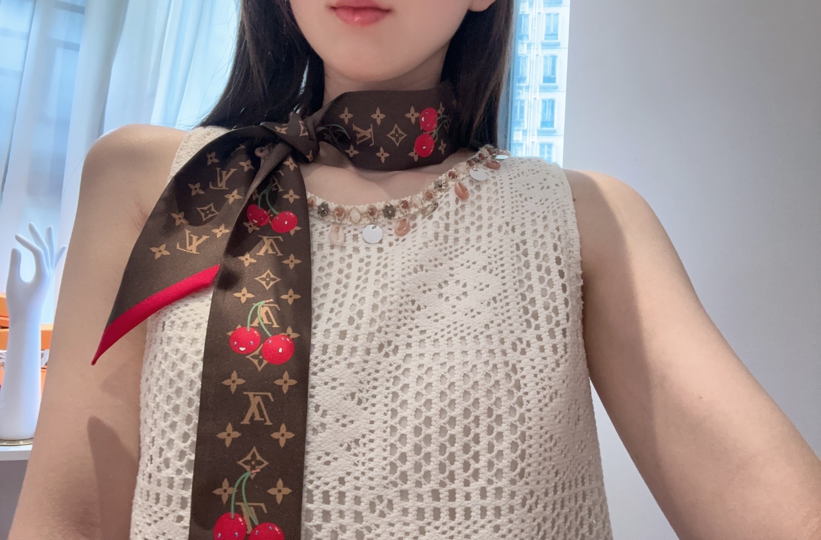  LV村上隆樱桃🍒Lv驴家100%真丝 18姆米重磅斜纹材质，
长条丝巾twilly束发带🎀  尖角樱桃