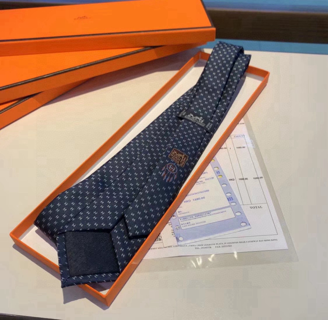 特价爱马仕H字母男士新款领带系列👔👔，让男士可以充分展示自己个性。100%顶级斜纹真丝手工定制‼