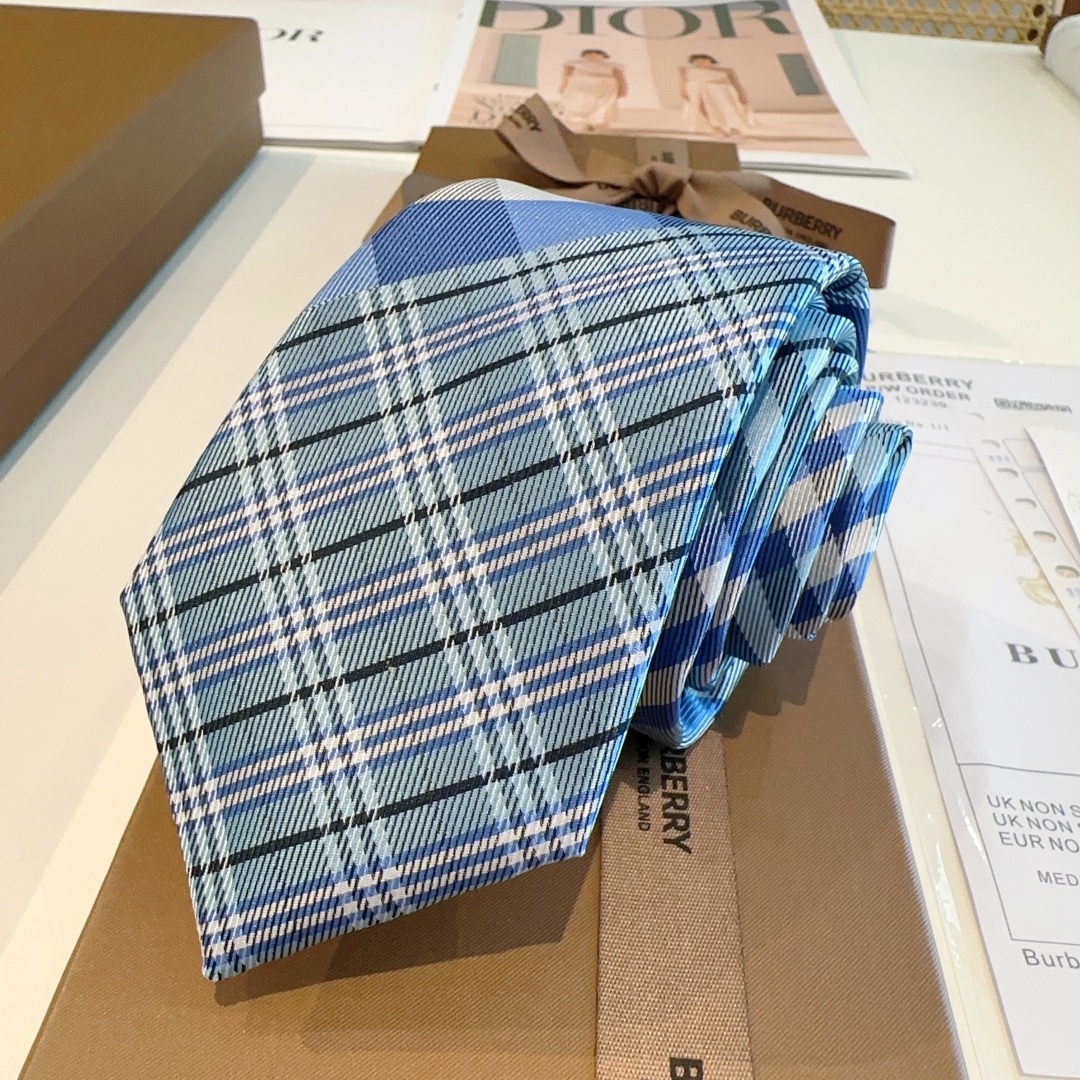 特价特 专柜同步领带出货啦‼‼Burberry【博柏利领带】👔👔，稀有😻😻展现精湛手工与时尚优雅的理想选