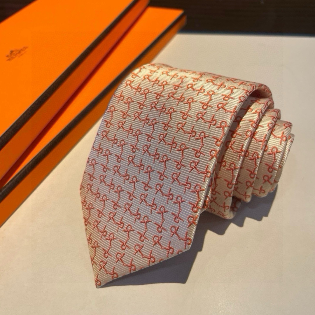 特价 爱马仕H字母男士新款领带系列👔👔，让男士可以充分展示自己个性。100%顶级斜纹真丝手工定制‼
