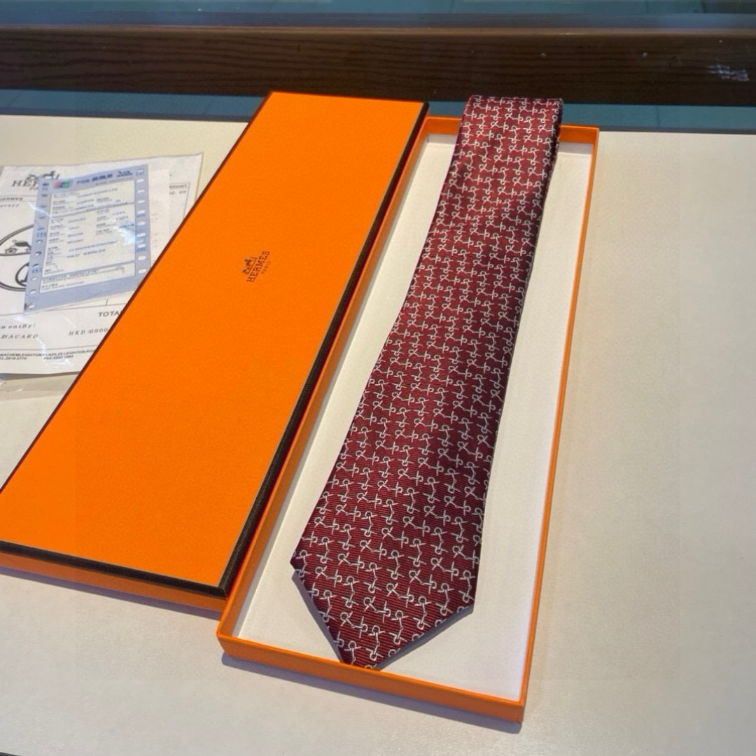 特价 爱马仕H字母男士新款领带系列👔👔，让男士可以充分展示自己个性。100%顶级斜纹真丝手工定制‼