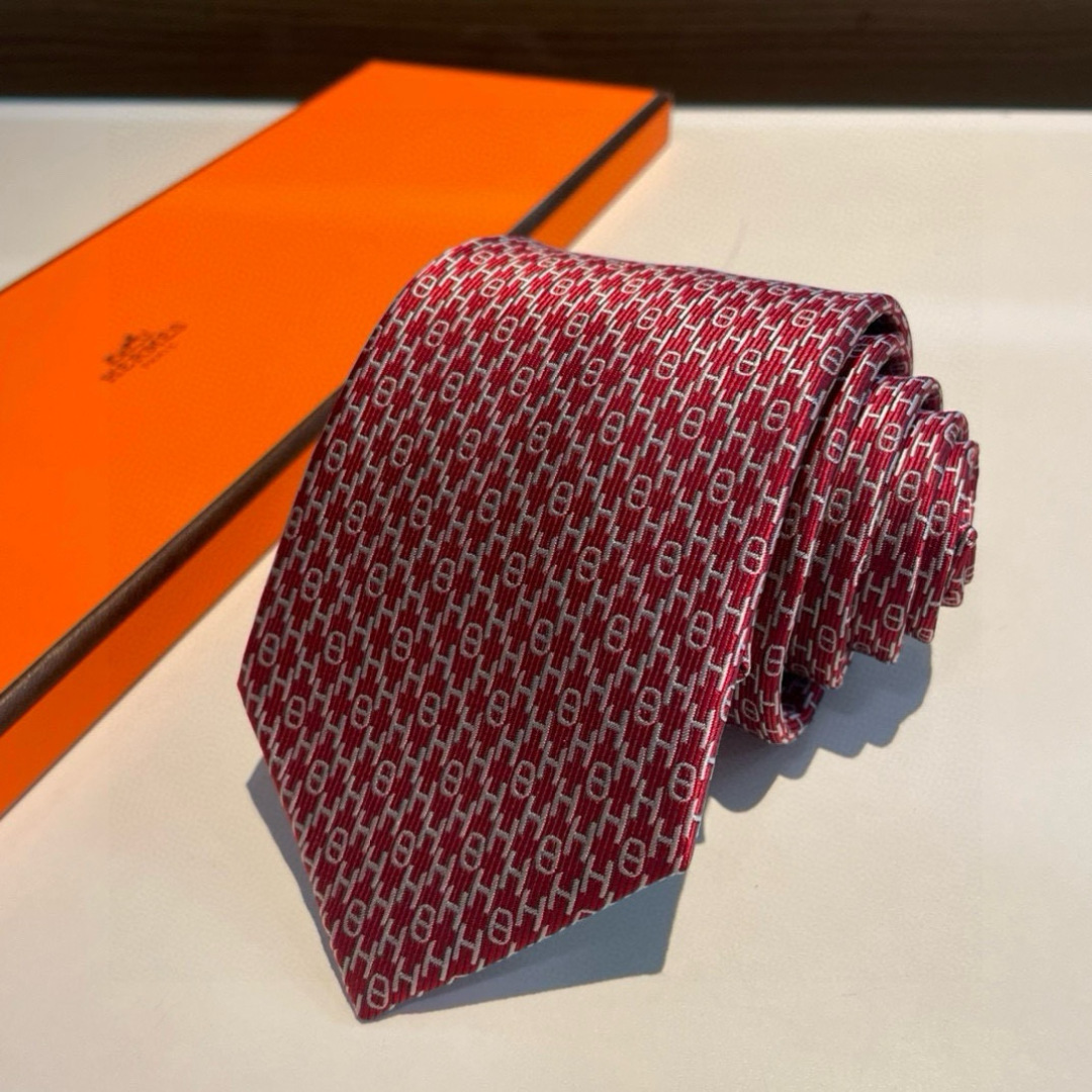 特价 爱马仕H字母男士新款领带系列👔👔，让男士可以充分展示自己个性。100%顶级斜纹真丝手工定制‼
