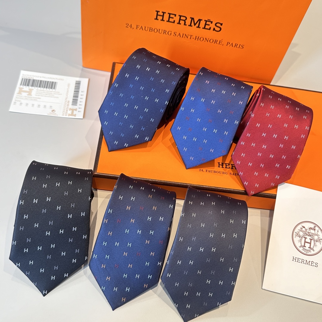 特价特 爱马仕男士新款领带系列👔👔，稀有H家每年都有一千条不同印花的领带面世，从最初的多以几何图案表现骑