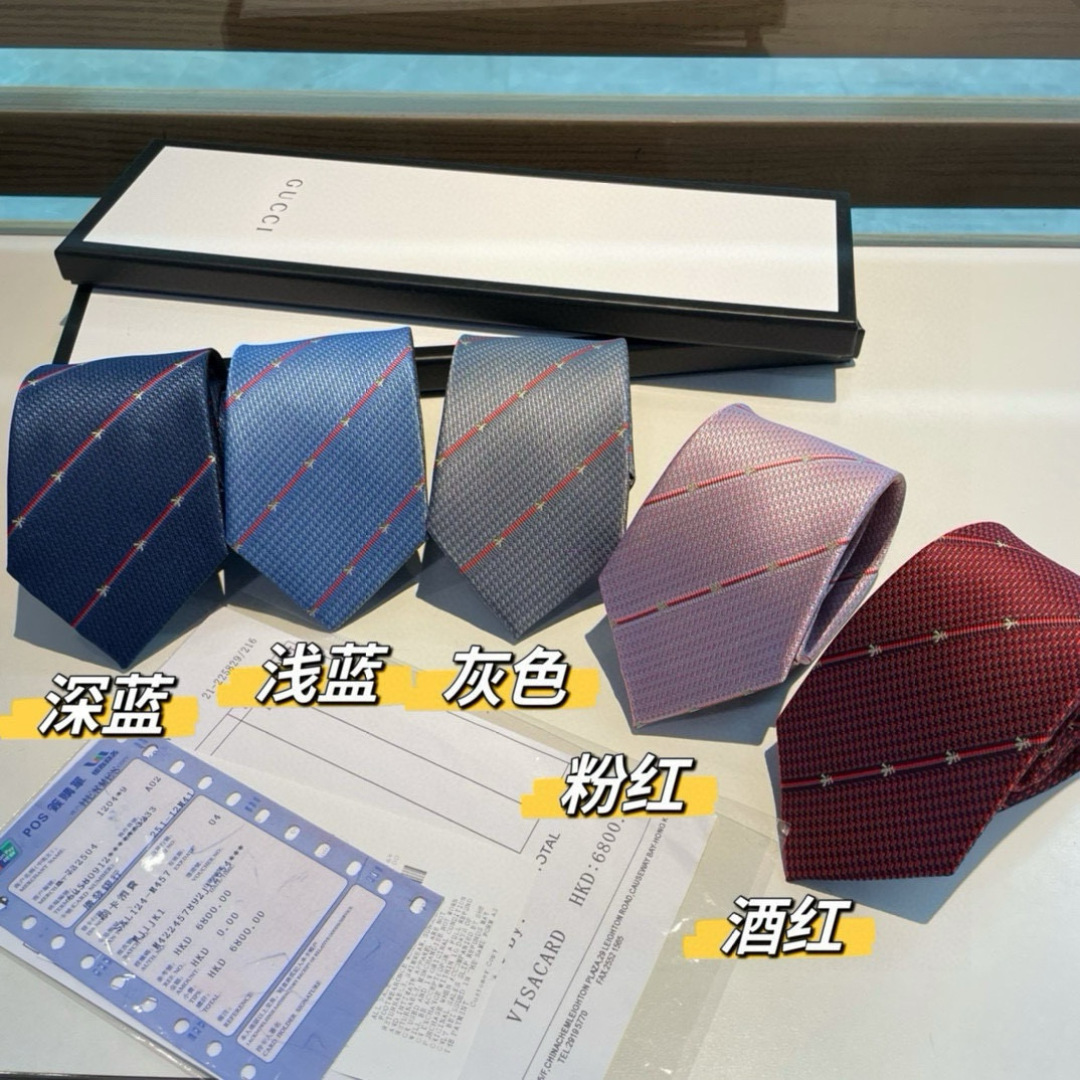 特价男士领带系列👔👔，稀有采用专柜经典主题动物蜜蜂绣花展现精湛手工与时尚优雅的理想选择，这款领带将标志性