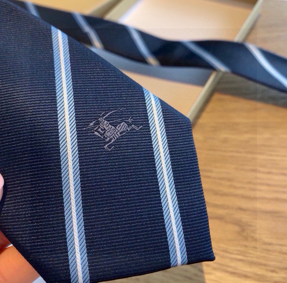 特价 B家专柜同步领带出货啦‼️‼️巴宝莉新款👔👔，稀有😻😻展现精湛手工与时尚优雅的理想选择，这款采用B