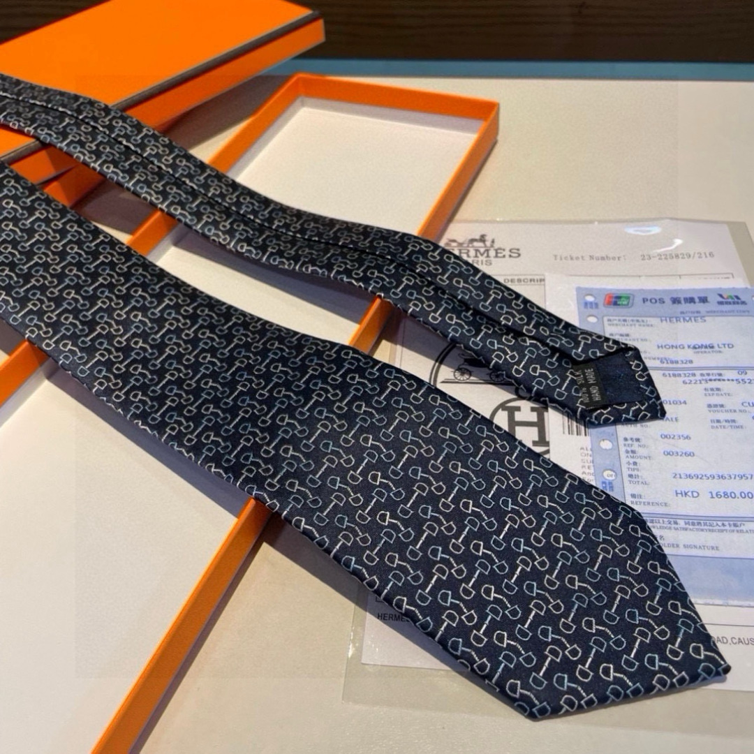 特价顶级专柜品质 🆕👨‍⚖️👨‍✈️H家男士新款领带系列👔👔，稀有H家每年都有一千条不同印花的领带面世，