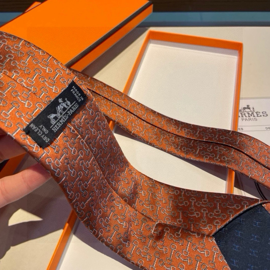 特价顶级专柜品质 🆕👨‍⚖️👨‍✈️H家男士新款领带系列👔👔，稀有H家每年都有一千条不同印花的领带面世，