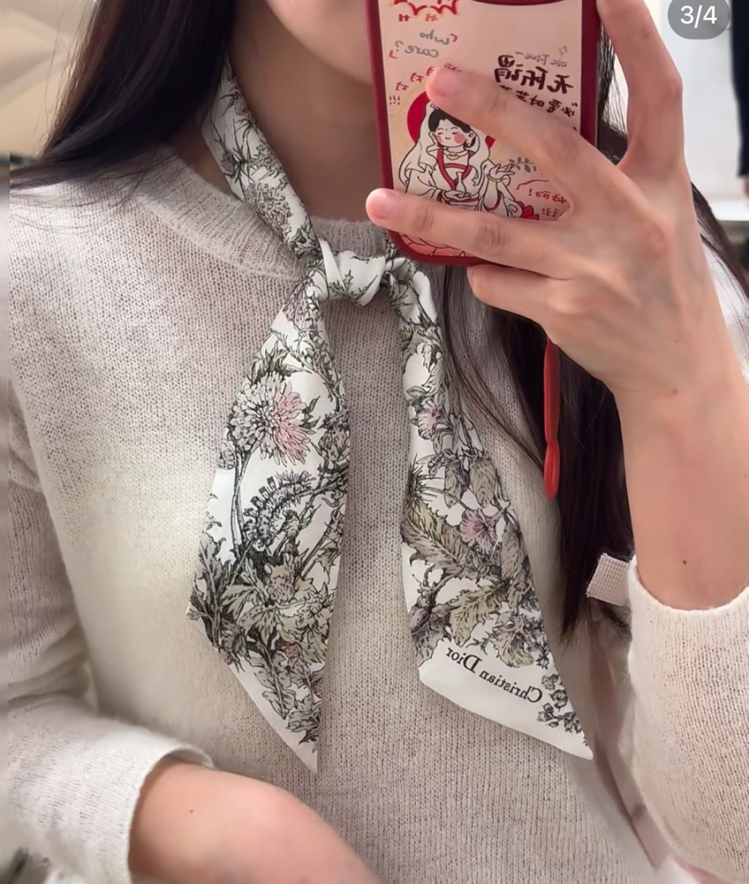 NO:379490,Dior Flower's latest double-layer hairband. The more you look, the better you look, and there are many ways to use it. It has a good tone when you match it. Super soft 6100 top imported double-layer silk small streamer scarf, streamers, hair tie, dior, dior, real silk19860909迪奥Dior花卉最新双层束发带.真心的越看越好看而且多way用法,随便怎么搭配都好有腔调.超级柔软6100顶级进口双层真丝小飘带丝巾,飘带，发束,dior,dior,real silk,accessory