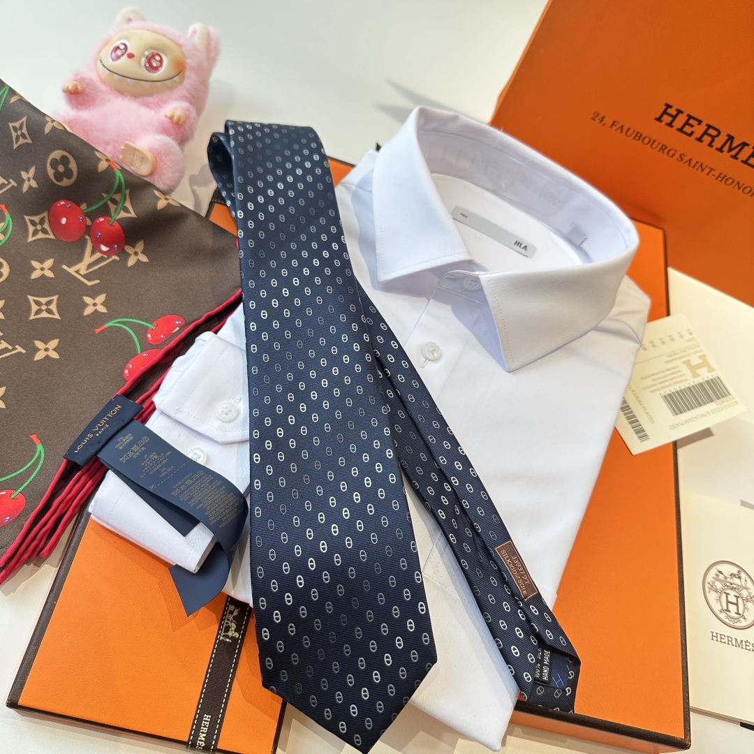 特价特 爱马仕奥运主题 男士新款领带系列👔👔，稀有H家每年都有一千条不同印花的领带面世，从最初的多以几何