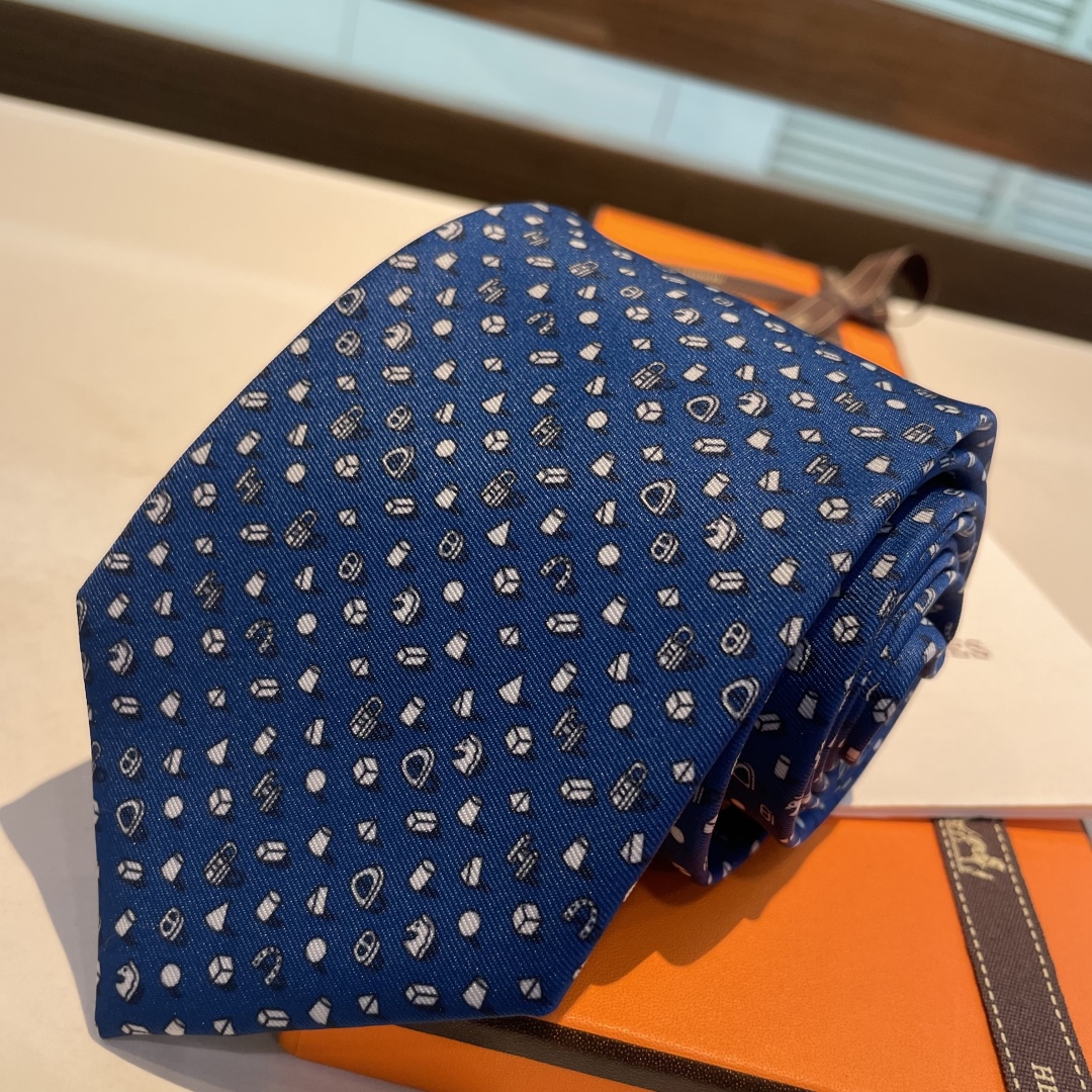 特价特 男士新款印花爱马仕透视领带系列👔👔，稀有😻😻H家每年都有一千条不同印花的领带面世，从最初的多以几